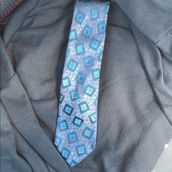 FENDI Vintage Tie - Picture 2 of 4